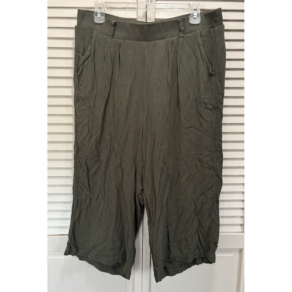 Torrid Wide Leg Olive Green Pants Size 1 Elastic Waist High Rise Pockets